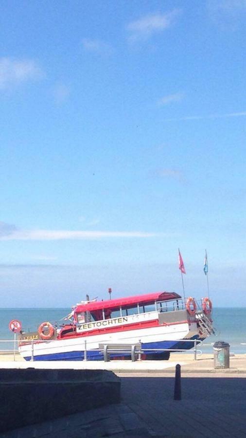 Апартаменты Bord De Mer Синт-Идесбалд Экстерьер фото